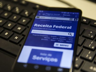 Receita paga hoje restituição do lote residual do IRPF de 2008 a 2019