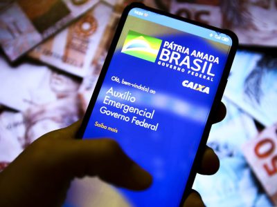 Trabalhadores nascidos em dezembro podem sacar auxílio emergencial