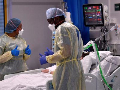 Risco de covid-19 grave é até 6 vezes maior em pacientes com Alzheimer Risco de covid-19 grave é até 6 vezes maior em pacientes com Alzheimer