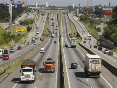 Concessão da Via Dutra e de trecho da Rio-Santos vai a leilão hoje
