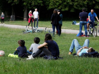 França registra maior número diário de casos de covid-19 desde abril