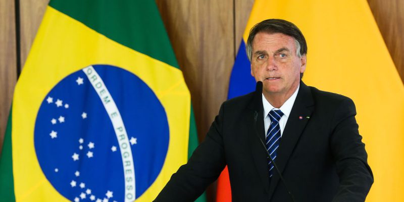 MP cria verbas para pagar Auxílio Brasil de R$ 400 em dezembro