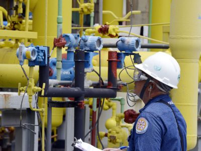 Produção industrial cai puxada por cinco estados, diz IBGE