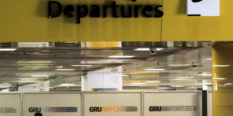 Regras sanitárias para entrar no Brasil serão adiadas em uma semana