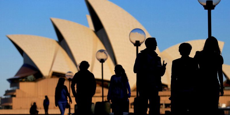 Covid: Austrália tem recorde de casos, mas mantém abertura econômica