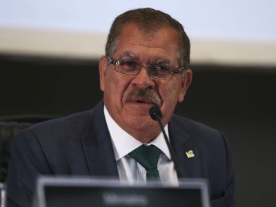 STJ: servidor de tribunal tem que comprovar vacina contra covid-19