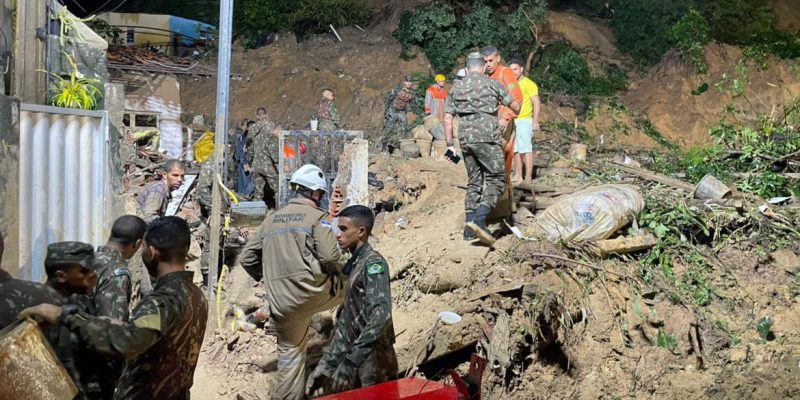Governo de Pernambuco atualiza para 56 número de mortos no estado