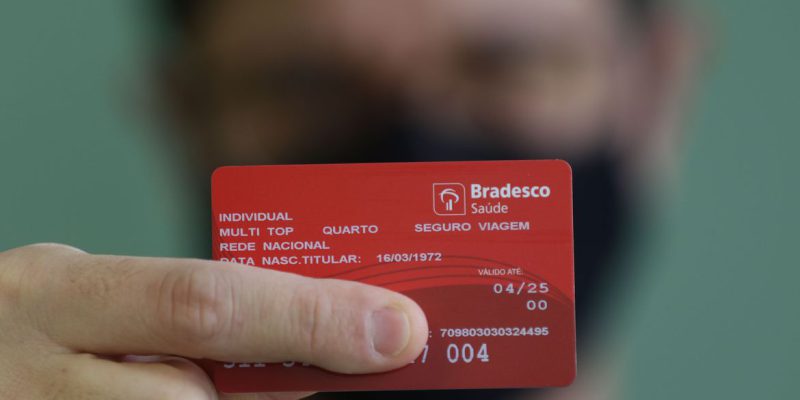 Quase 50% precisaram ajustar orçamento para não perder plano de saúde
