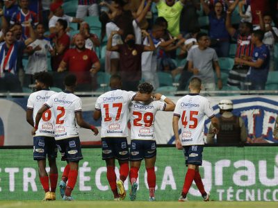 Série B: Vitor Jacaré garante triunfo do Bahia sobre o Sport