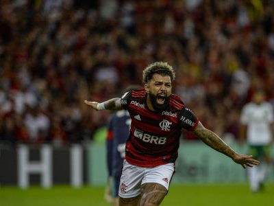 Flamengo vence a primeira sob o comando de Dorival Júnior