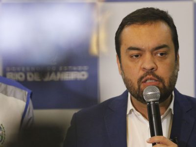 Rio: governador pede para denunciarem postos que não baixarem gasolina