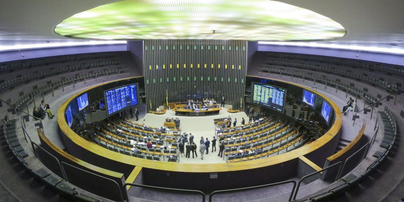 Congresso mantém veto em lei da privatização da Eletrobras