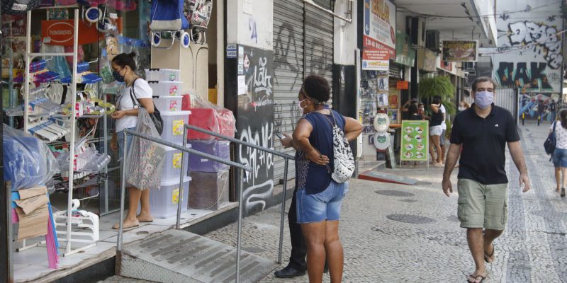 Vendas no varejo crescem 0,1% em maio, diz IBGE