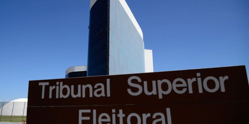 Termina nesta quinta-feira prazo para pedir voto em trânsito