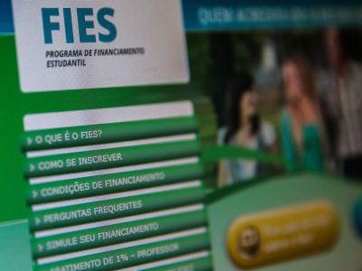 Fies começa a convocar pré-selecionados da lista de espera