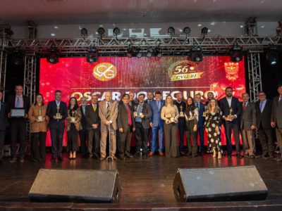Emoção e reencontros marcaram a 46ª edição do “Oscar do Seguro” Emoção e reencontros marcaram a 46ª edição do “Oscar do Seguro”