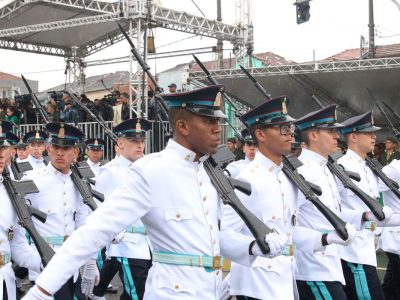 Desfile abre comemoração do Bicentenário da Independência em São Paulo Desfile abre comemoração do Bicentenário da Independência em São Paulo