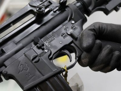 Áreas dominadas por grupos armados no RJ cresceram 131% em 16 anos Áreas dominadas por grupos armados no RJ cresceram 131% em 16 anos