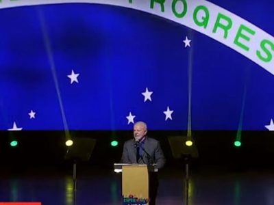 Lula diz que cultura será tratada como direito de primeira necessidade