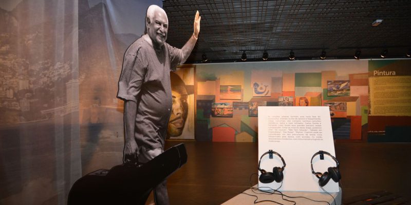 Estudantes de escolas públicas apresentam ópera em homenagem a Caymmi