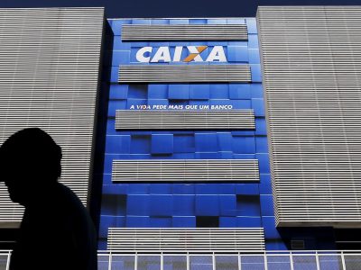 Caixa começa a pagar parcela de outubro do Auxílio Brasil