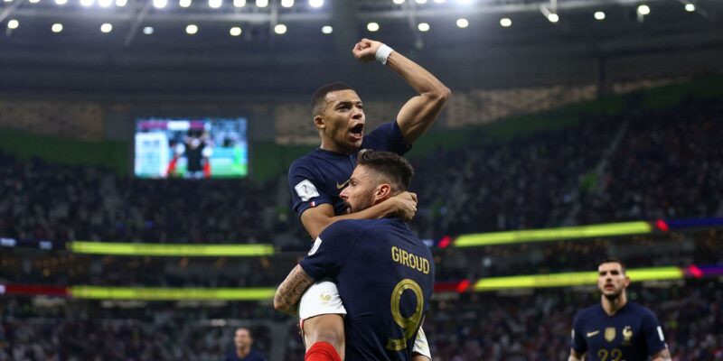 Artilheiros Giroud e Mbappé fazem França avançar: 3 a 1 na Polônia