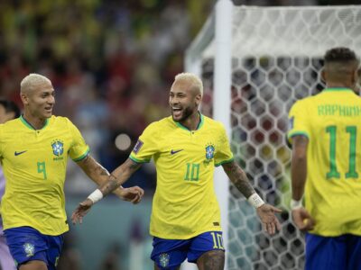 Brasil define classificação no primeiro tempo e goleia Coreia do Sul