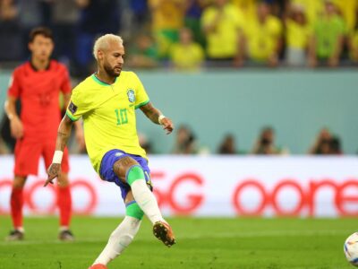 Neymar elogia jogo coletivo da seleção e agradece carinho da torcida
