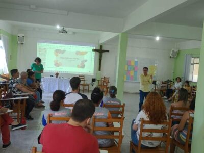 Servidores de escola atacada em Aracruz participam de atividade de acolhimento