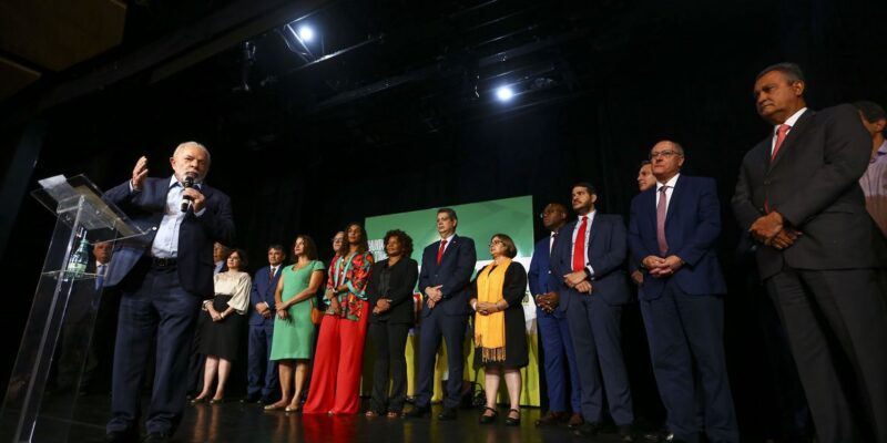 Presidente eleito Lula anuncia mais 16 ministros da futura gestão
