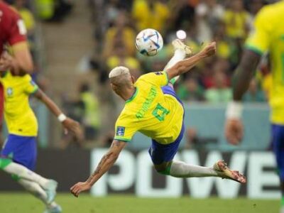 Capixaba Richarlison concorre a gol mais bonito da Copa do Mundo; saiba como votar