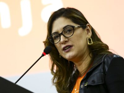 Valorizar idosos é condição para avanço da sociedade, diz ministra