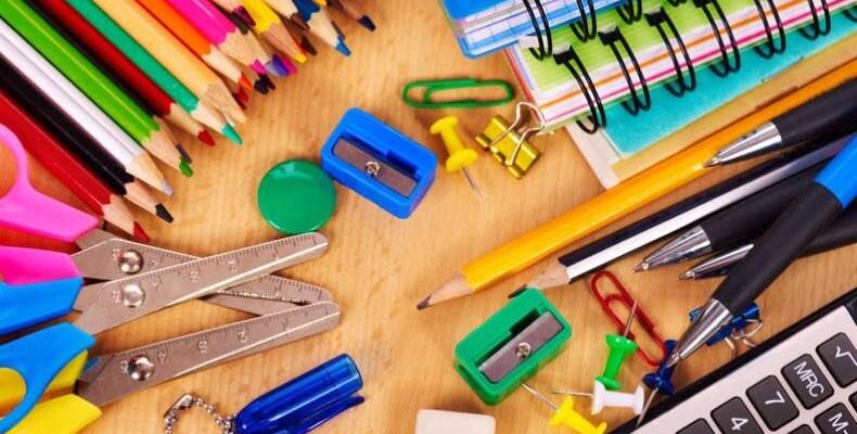 Preço do material escolar tem variação de até 181% em papelarias de Vitória