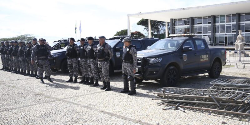 Governo federal estuda pacote de mudanças legais na segurança do DF