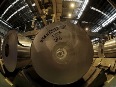 CNI: faturamento da indústria de transformação tem alta em novembro