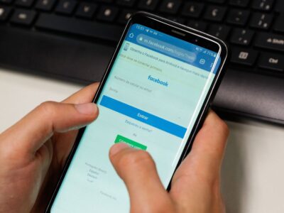 Sociedade deve se engajar no combate à desinformação, diz pesquisadora