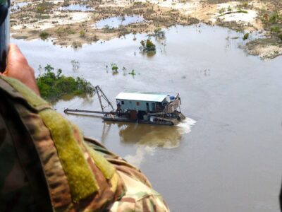 Investigação: garimpo em área yanomami é mantido por crime organizado