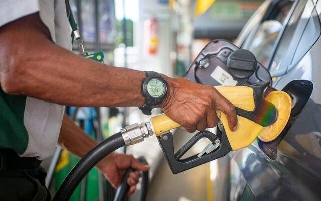 Brasil Gasolina deve encarecer em quase todo o país, exceto em três estados