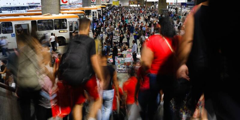 Censo 2022: Brasil cresce 6,5% em 12 anos, menos que o esperado, e tem 203,1 milhões de habitantes