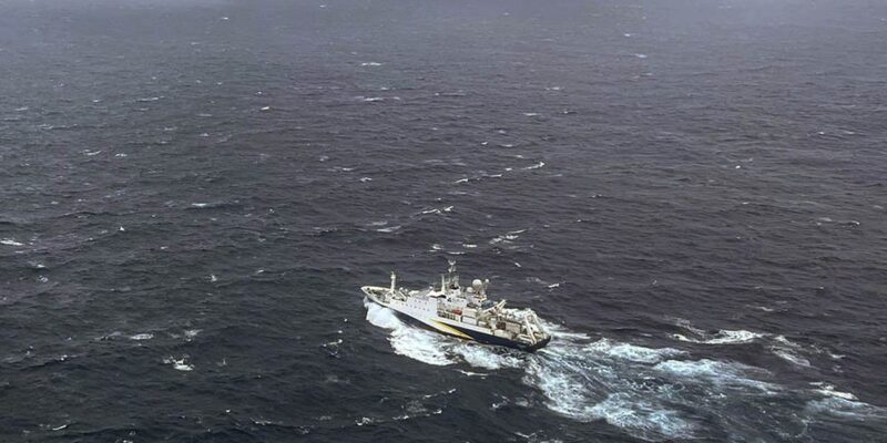 Buscas ao submarino: destroços são encontrados próximos ao Titanic