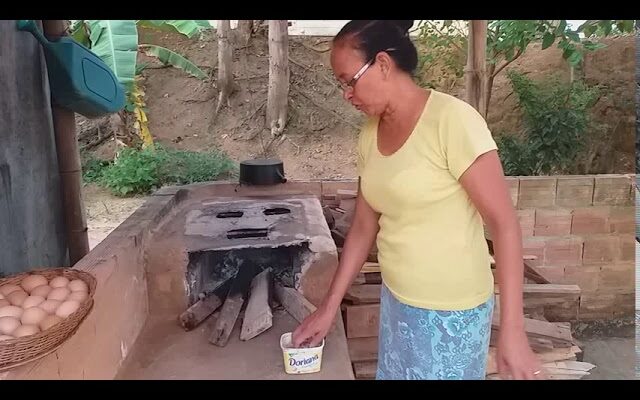 Fome é maior entre famílias chefiadas por mulheres negras, reforça pesquisa