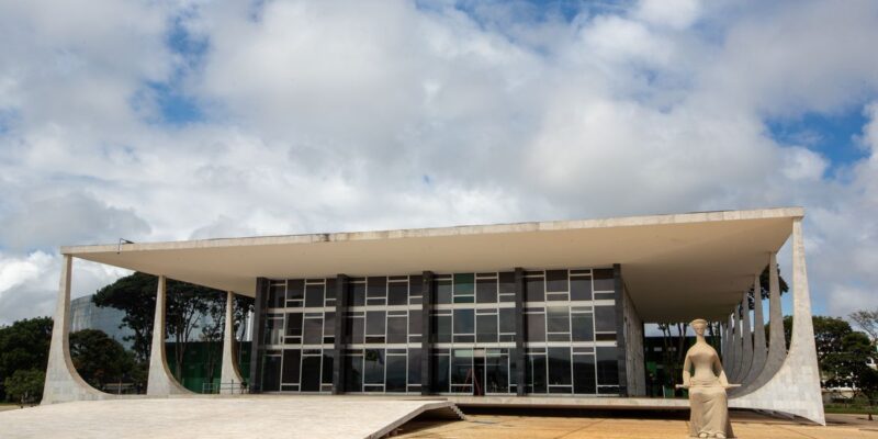 STF marca julgamento sobre plano para população em situação de rua