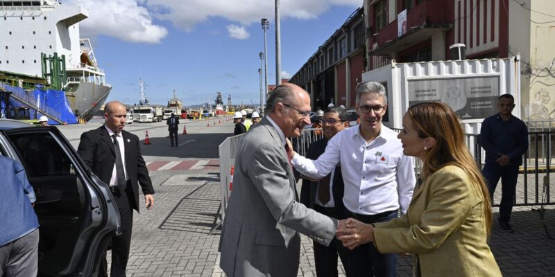 Minas Gerais exporta primeiro lote de “lítio verde” do país