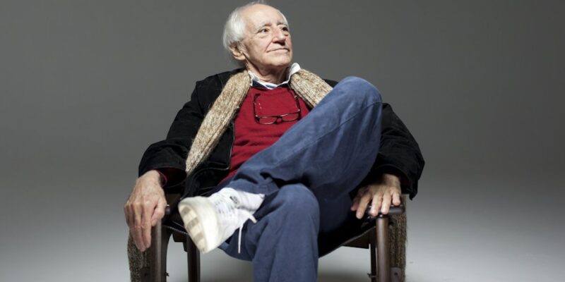 Zé Celso “está vivo e estável”, diz amiga e médica do dramaturgo