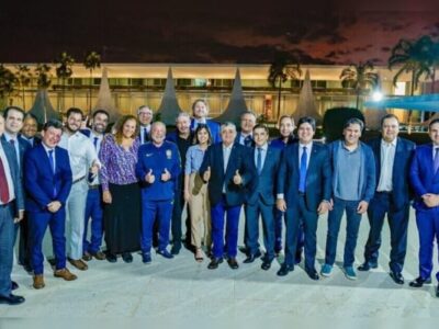 Em reunião, Lula agradece Lira e deputados por “importantes votações