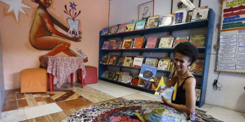 Bibliotecas comunitárias buscam ecoar diversidade e formar leitores