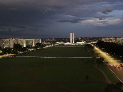 Lula já revogou 97 normas do governo Bolsonaro, aponta estudo