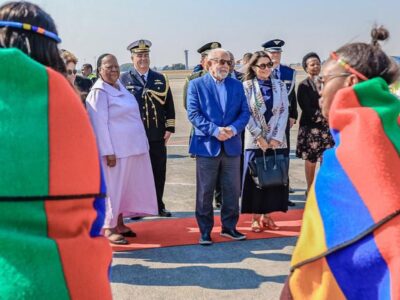 Lula chega à África do Sul para 15ª Cúpula do Brics