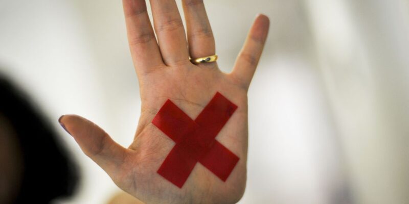 Disque 100: denúncias registradas crescem 38% durante o Carnaval de 2024