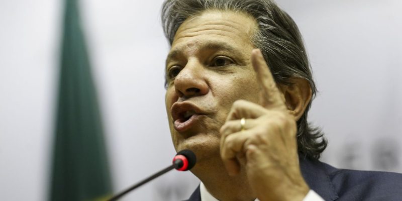 Haddad anuncia medidas de arrecadação com reoneração gradual da folha